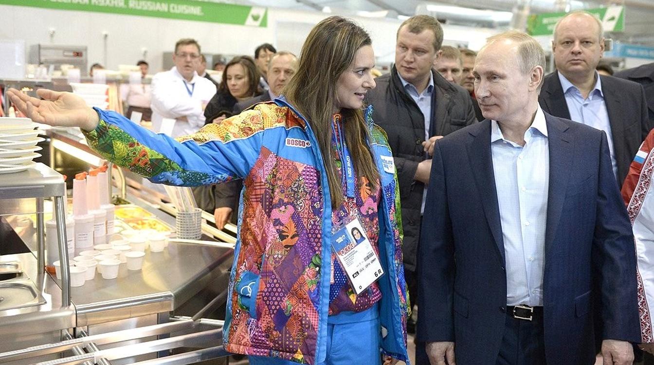 Российские власти призвали к ответу отрекшуюся от Путина Исинбаеву