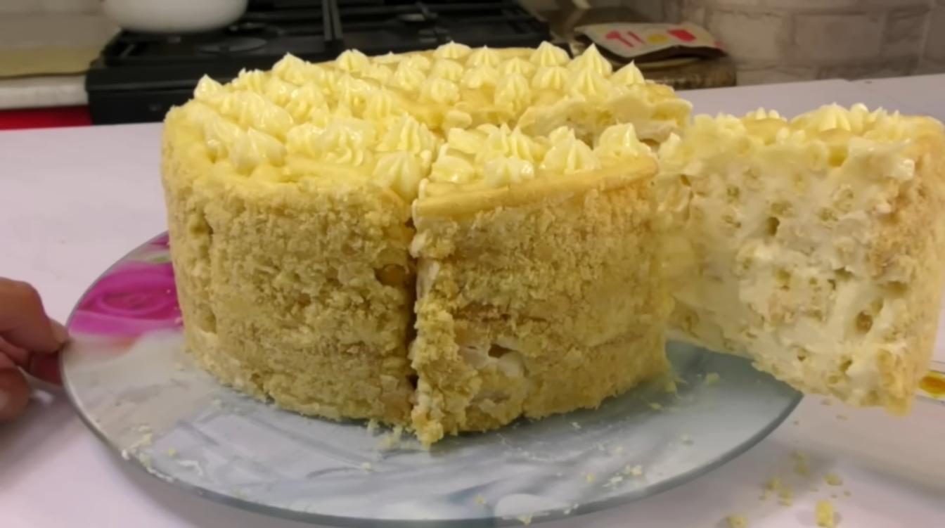 Вкуснее "Наполеона" и "Медовика": нежнейший заварной торт порадует домашних